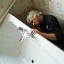 Подготовка и процесс установки угловой ванны в углу